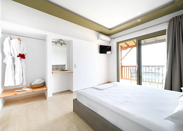 Makis Sea View Skiathos Town